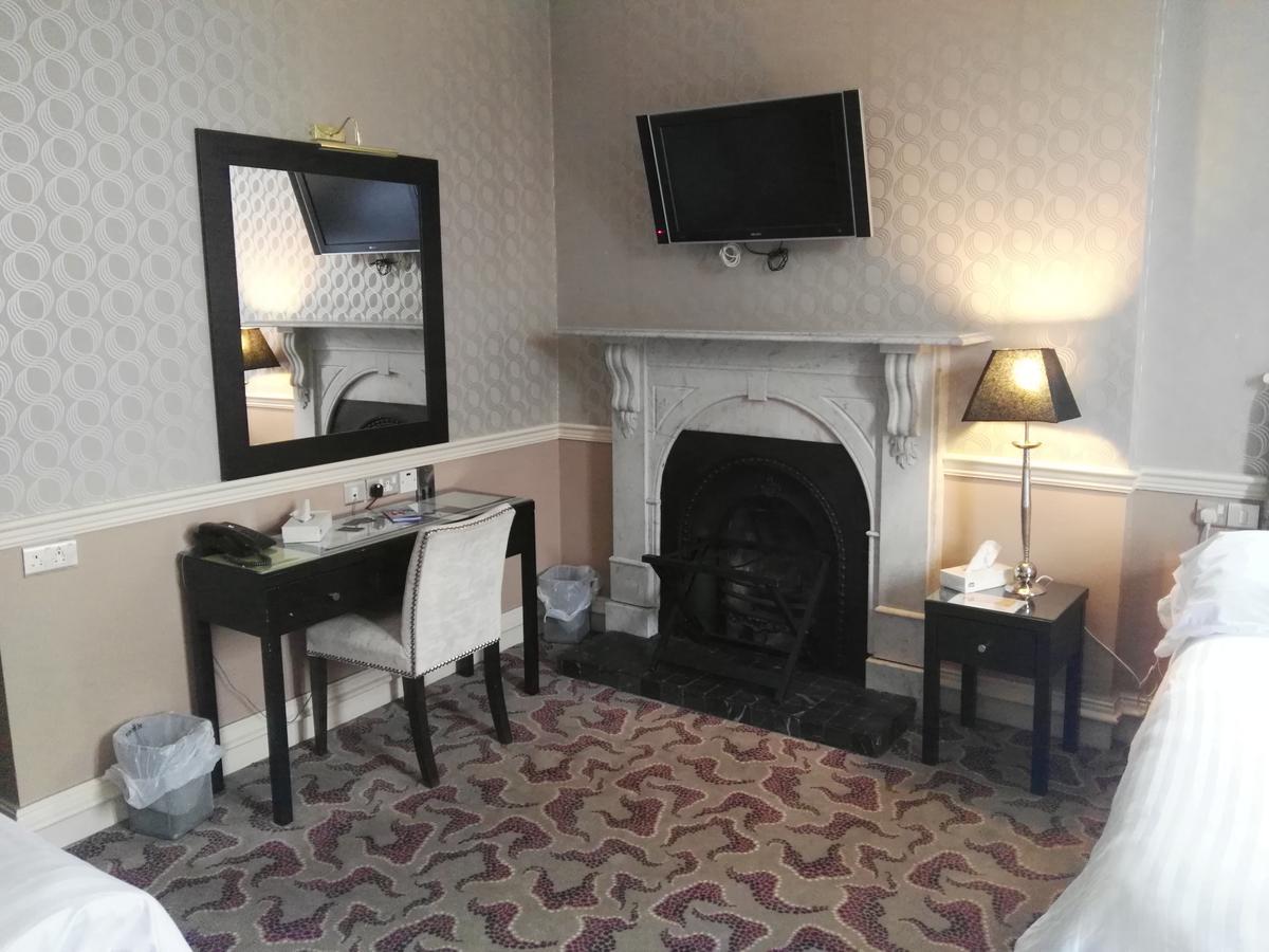 Naas Court Hotel Экстерьер фото
