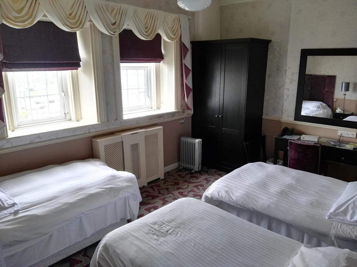 Naas Court Hotel Экстерьер фото