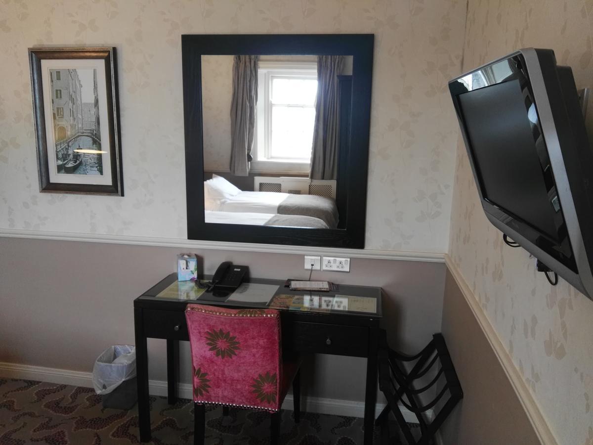 Naas Court Hotel Экстерьер фото